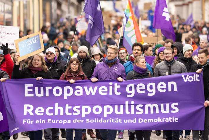 Europäische Herausforderungen brauchen europäische Lösungen. Dafür stehen wir als Bewegung und erste pan-europäische Partei.